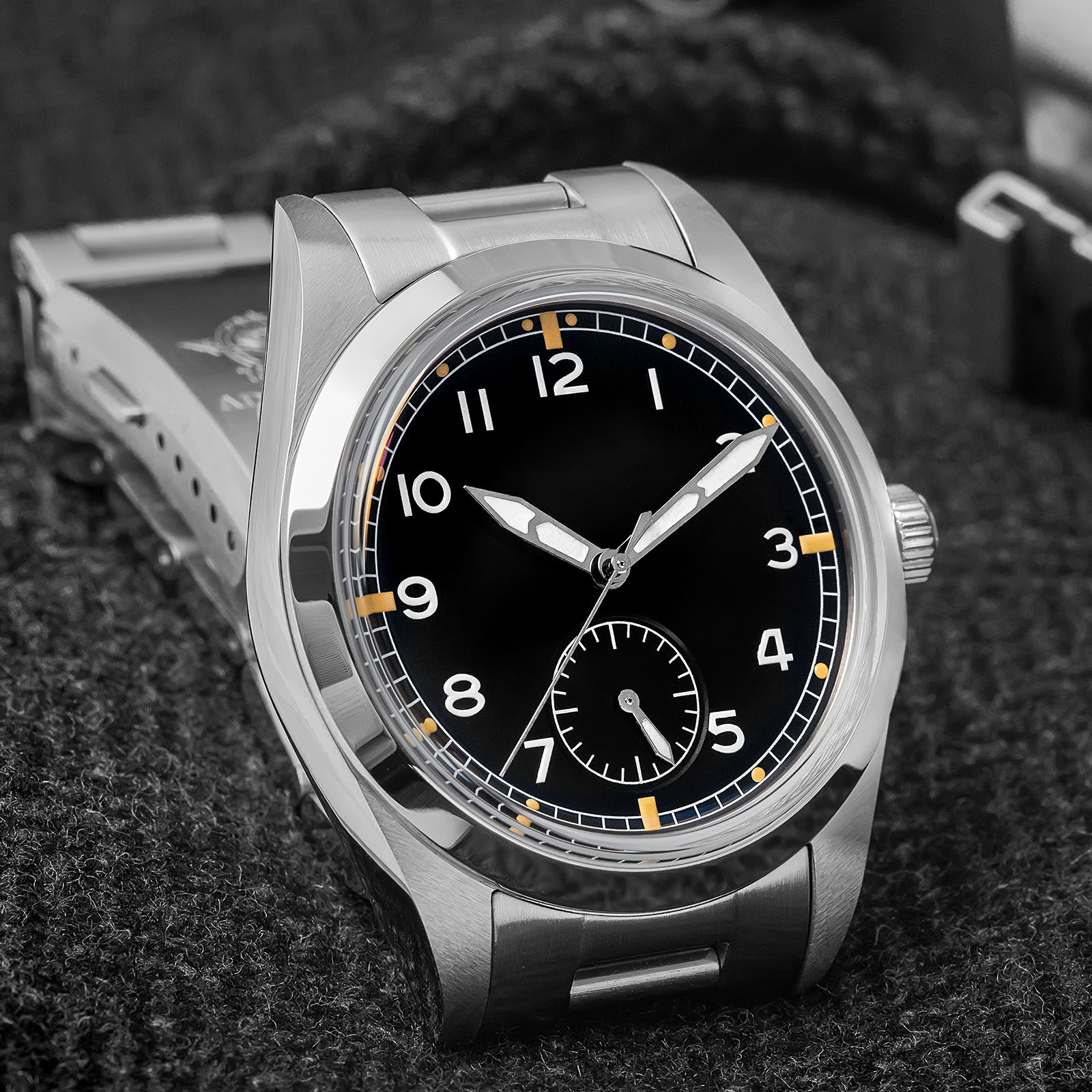 ADDIESDIVE 스테인레스 스틸 일본 VH60 쿼츠 - Luxury Watch It 리뷰 및 가격
